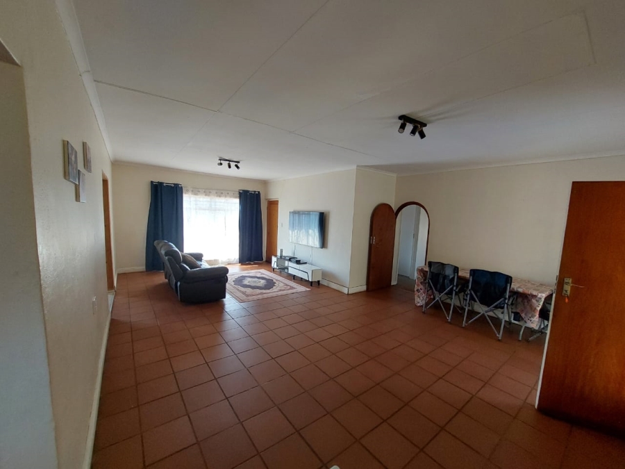 4 Bedroom Property for Sale in Melodie North West